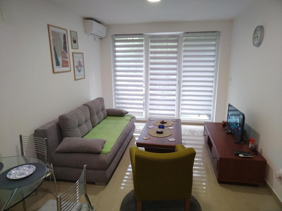 Apartman "N" Srebrno Jezero Ostrovo Zewnętrze zdjęcie